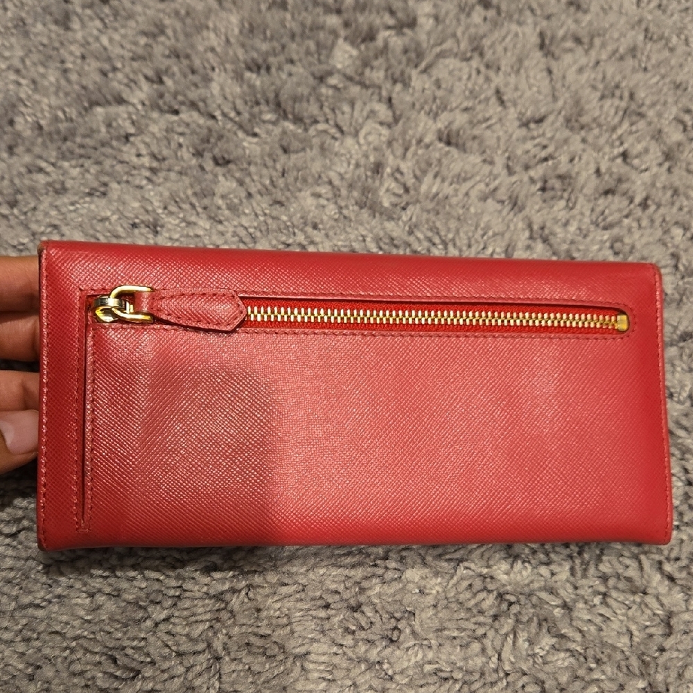 Prada Red Wallet - Picture 5 of 7